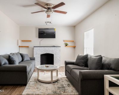 1514 E FILLMORE Street. Property for Rent in Phoenix, AZ for $3,800 with 4 bedrooms and 2 full baths. This 1,212 square foot property was built in 1926 on a lot size of 0.16.. FULLY FURNISHED. UTILITIES INCLUDED. This updated 1926 Brick Bungalow is located in the historic Garfield District! Alley access lot. Tasteful finishes throughout, including tile floors, updated kitchen with granite count...