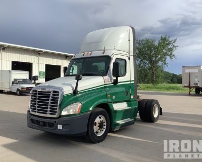 2018 Freightliner Cascadia 125 4x2 S/A Day Cab Truck Tractor