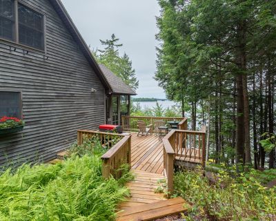 3 Bedroom 2BA House Vacation Rental in Loon Cove Cottage, Ellsworth, ME