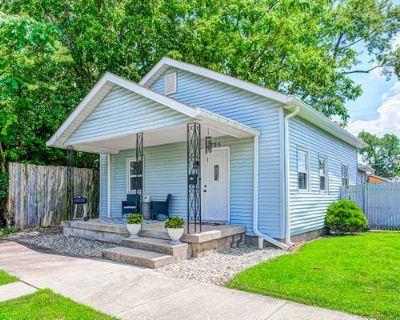 2 Bedroom 1BA 929 ft Single Family Home For Sale in SHELBYVILLE, IN