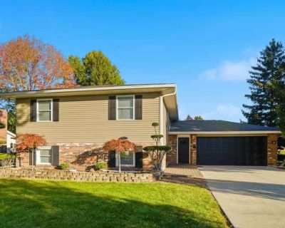 5 Bedroom 3BA 2360 ft Single Family Home For Sale in WAPAKONETA, OH