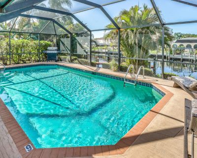 3 Bedroom 2BA Pet-Friendly House Vacation Rental in Coral Blue, Cape Coral, FL