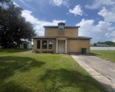 2 Bed 2 Bath Foreclosure Property in Port Charlotte, FL 33952 - Syracuse St