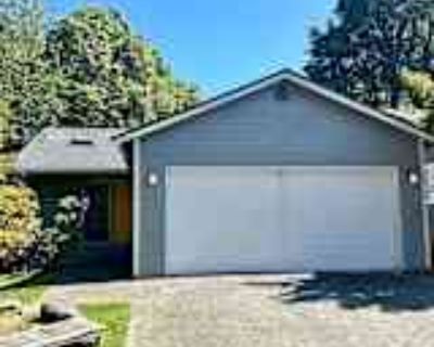 3 Bedroom 2BA 2000 ft² Pet-Friendly House For Rent in Seattle, WA 5128 S Garden Loop Rd