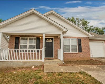 3 Bedroom 2BA 1498 ft Apartment For Rent in La Vergne, TN