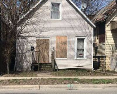 328 WEST 111TH STREET CHICAGO ILLINOIS 60628