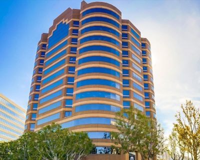 Burbank Office Space : Central Park Building 3500 W Olive Ave