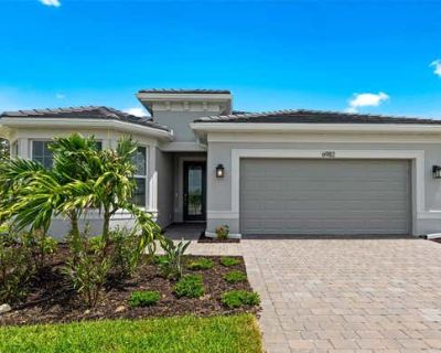 2 Bedroom 2BA 1707 ft Single Family Home For Sale in NOKOMIS, FL