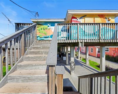 2 Bedroom 2BA 1002 ft² Furnished Home For Rent in Galveston, TX