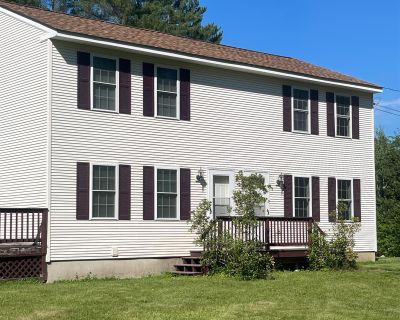 4 Bedroom 2BA 1920 ft Single Family House For Sale in Canaan, NH