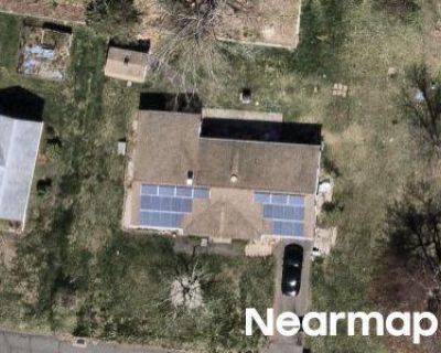 4 Bed 2 Bath Preforeclosure Property in East Hartford, CT 06108 - Arnold Dr