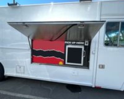 28' Pizza Truck for Sale - Ford / F59 / 2018