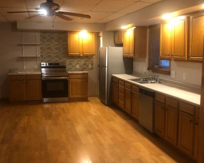 2 Bedroom 2BA 1600 ft Apartment For Rent in Royal, IL