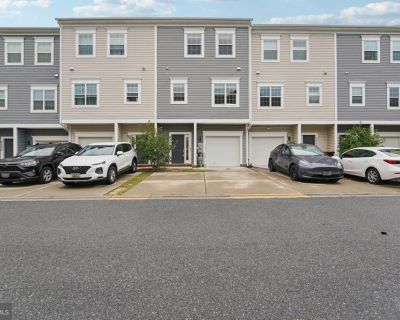 3 Bedroom 3BA 2202 ft Apartment For Rent in Glen Burnie, MD