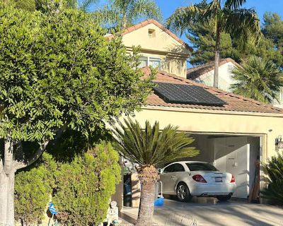 Available on: january 5. Furnished. Parking available * Internet included * 40+ years welcome Yolanda will require background checks for this room Learn more. Very nice bedroom with the bathroom. Black out light curtains. Fully furnished. Use of house including kitchen.. Rent $2,500 per month Bills Included Security deposit $2,500 Property type Apartment Room furnishing Furnished Preferred gend...