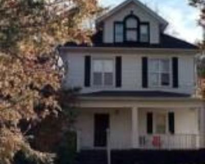 6 Bed 3 Bath Foreclosure Property in Louisville, KY 40211 - W Broadway