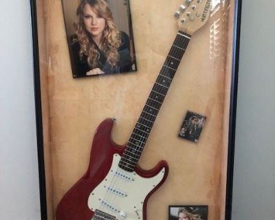 FS TAYLOR SWIFT Shadowbox with Autographed Photo and other Memorabilia