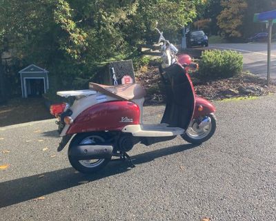 Yamaha Vino 50cc Scooter