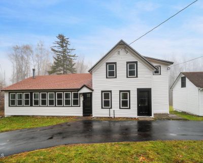 3 Bedroom 2BA 1348 ft Single Family House For Sale in Petersburgh, NY