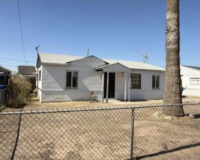 3 Bedroom 2BA 1014 ft Single Family Home For Sale in PHOENIX, AZ