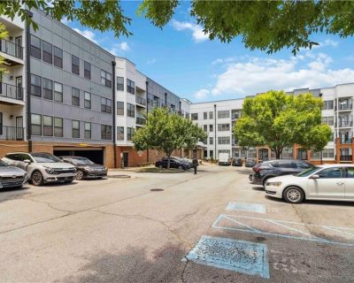 898 oak. Property for Rent in Atlanta, GA for $1,800 with 2 bedrooms and 1 full bath. This 1,900 square foot property was built in 2007 on a lot size of 0.0234.. Welcome to your new home! This stunning 2-bedroom, 1-bathroom condo features a perfect blend of modern elegance and charm. Situated in the vibrant Skylofts community, this space offers a unique living experience with soaring ceilings, ...
