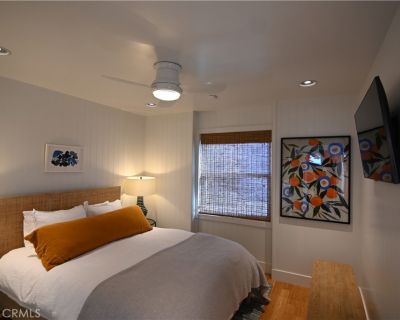 2814 Studio. Property for Rent in Cayucos, CA for $9,000 with 3 bedrooms and 2 full baths. This 1,342 square foot property was built in 1956 on a lot size of 0.0746.. Majestic sea views in a cozy hideaway. Fencing GoodCondition Parking Features Driveway Garage Lot Features SixToTenUnitsAcre Water Source Public Total Parking 2.0 Lot Size Area 3250.0 Spa N Lot Size Acres 0.0746 Private Pool N Lot...