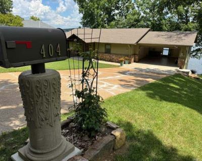 3 Bedroom 2BA 2816 ft Single Family Home For Sale in HORSESHOE BEND, AR
