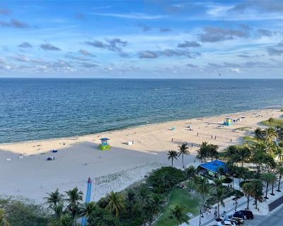 2 Bedroom 2BA 1100 ft Apartment For Rent in Pompano Beach, FL