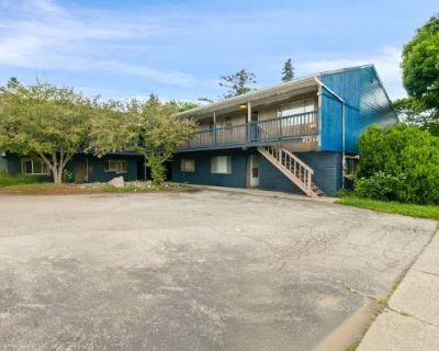 2 Bedroom 1BA 0 ft Apartment For Rent in Saginaw, MI