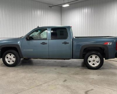 2010 Chevrolet Silverado 1500 Crew Cab LT Pickup 4D 5 3/4 ft