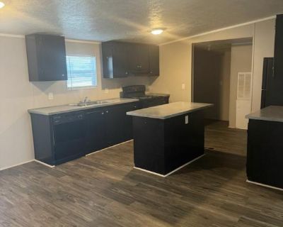 3 Bedroom 2BA 1344 ft Mobile Home For Rent in Montgomery, AL