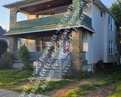 2 Bedroom 1BA 917 ft Pet-Friendly Apartment For Rent in Cleveland, OH