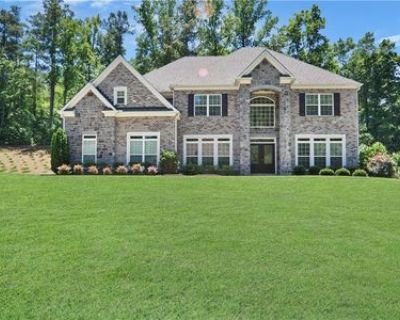 5 Bedroom 5BA 4000 ft Single Family House For Sale in Atlanta, GA