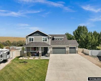 4 Bedroom 2BA 2192 ft Single Family Home For Sale in EVANSVILLE, WY