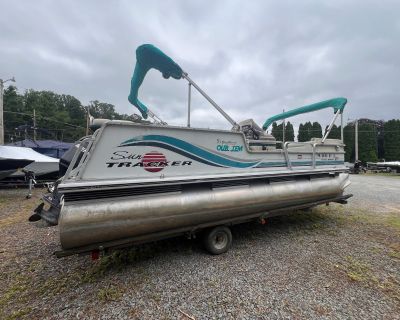 1997 Sun Tracker 21 Party Barge