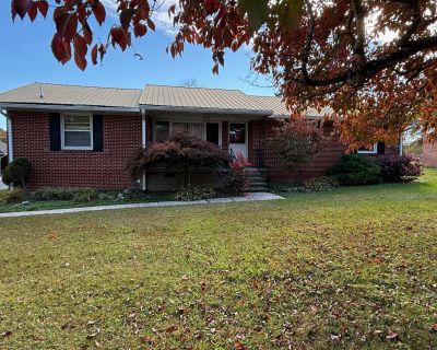 4 Bedroom 2BA 1920 ft Apartment For Rent in Tullahoma, TN