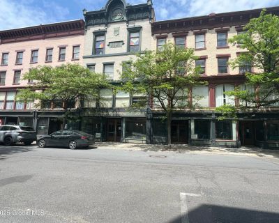 1 Bedroom 1BA 628 ft Apartment For Rent in Troy, NY