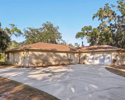 3 Bedroom 2BA 2192 ft Apartment For Rent in Dover, FL