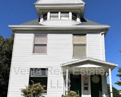 502 E Locust St.. image_url. Info provided by Tenant Turner Studio 1 Bedroom 2 Bedrooms 3 Bedrooms Never miss a deal! Get immediate alerts when prices drop or new units arrive. Turn on alerts 2 Bed, 1.0 Bath 2 Bed 1 Bath 0 sqft Starting at $850 Available 1. Pets allowed. 1 Bedroom. 1 Bathroom. 0 ft