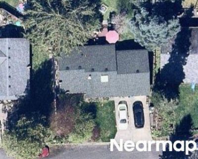 2 Bed 1.0 Bath Foreclosure Property in Kent, WA 98042 - SE 252nd Pl