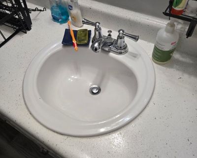 Anthony Davis (Has an Apartment) on iROOMit. Room in the 2 Bedroom 1BA...