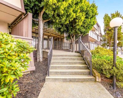 3 Bedroom 2BA 1680 ft Condo For Sale in San Leandro, CA