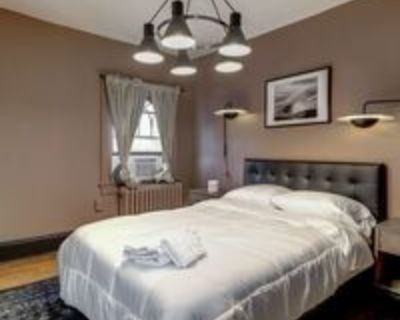 Full bedroom in 7 bed/3.5 bath home in Woodley Park #115 3C