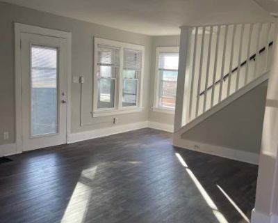 3 Bedroom 1BA 1144 ft Apartment For Rent in Beloit, WI