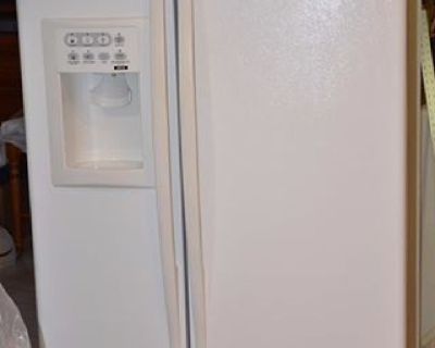 GE 22 cu ft Profile Refrigerator