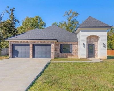 Magdalena St, Sulphur, Home For Rent