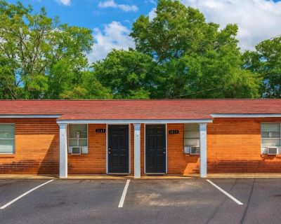 1 Bedroom 1BA Apartment For Rent in Macon, GA