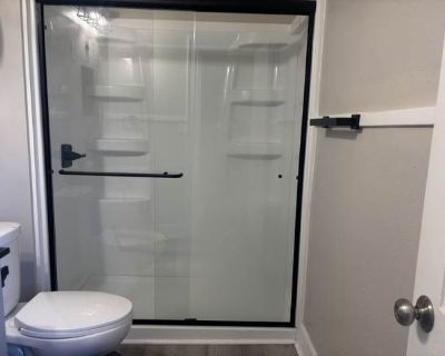 1 Bedroom 1BA 0 ft Pet-Friendly Apartment For Rent in Cedar Rapids, IA