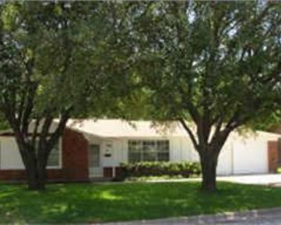 4 Bedroom 2BA 1388 ft Single Family House For Rent in Benbrook, TX