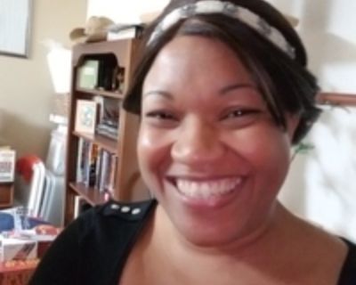 Lynn R is looking for a New Roommate in Dallas with a budget of $550.00